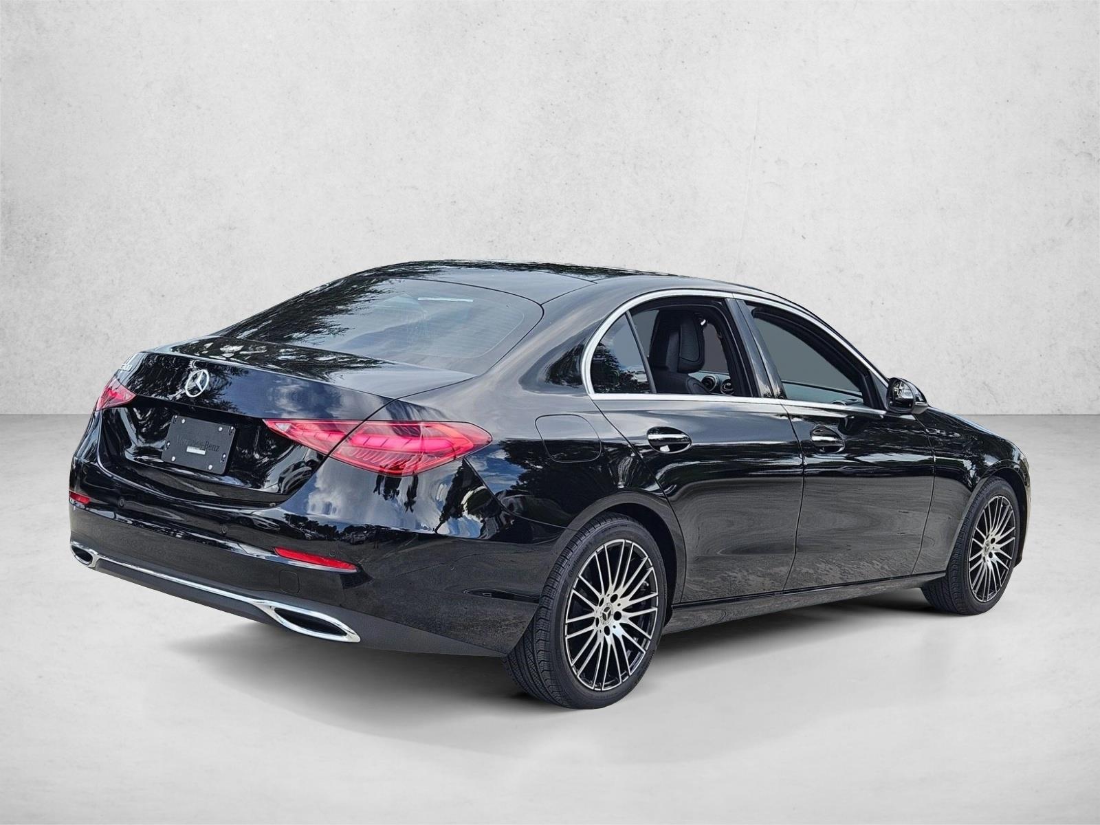 2026 Mercedes-Benz C-Class Sedan C 300 - Photo 5
