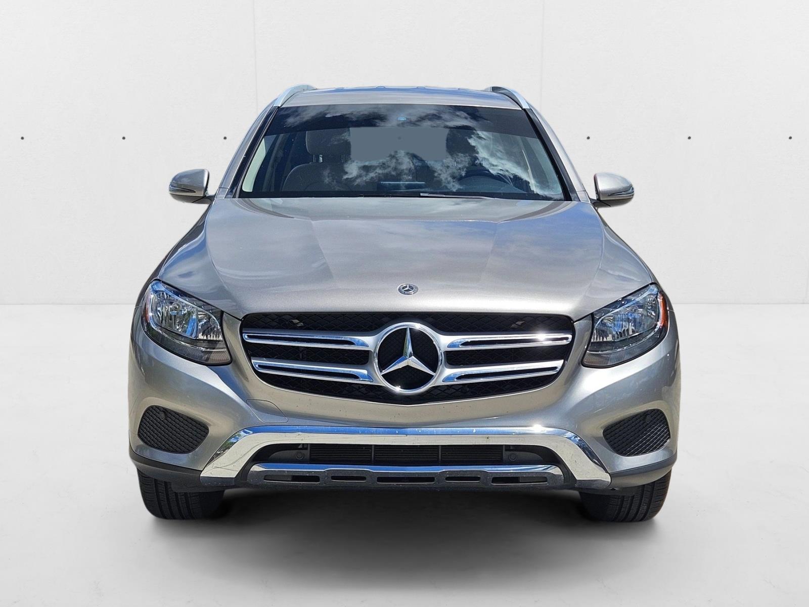 2019 Mercedes Benz GLC 300 photo 2
