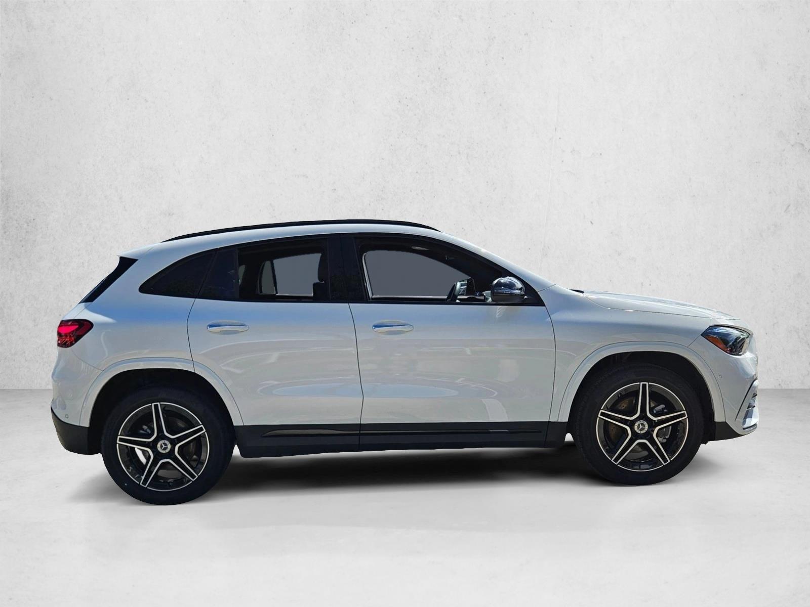 2025 Mercedes Benz GLA 250 photo 3