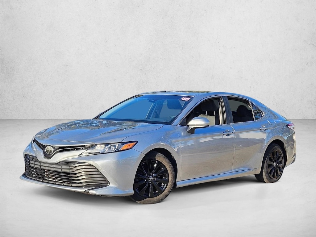 Used 2018 Toyota Camry LE Sedan