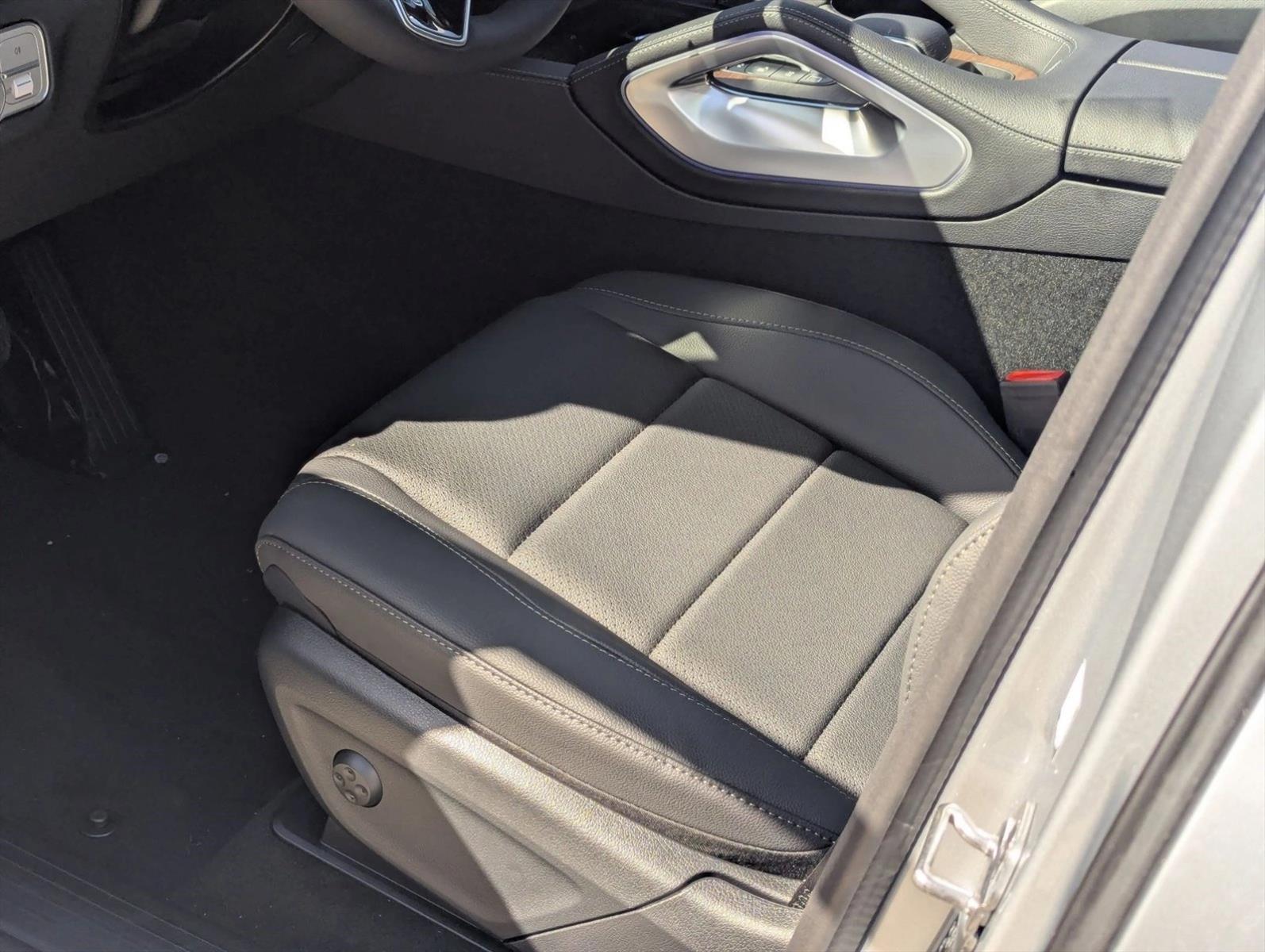 2026 Mercedes Benz GLE 350 photo 4