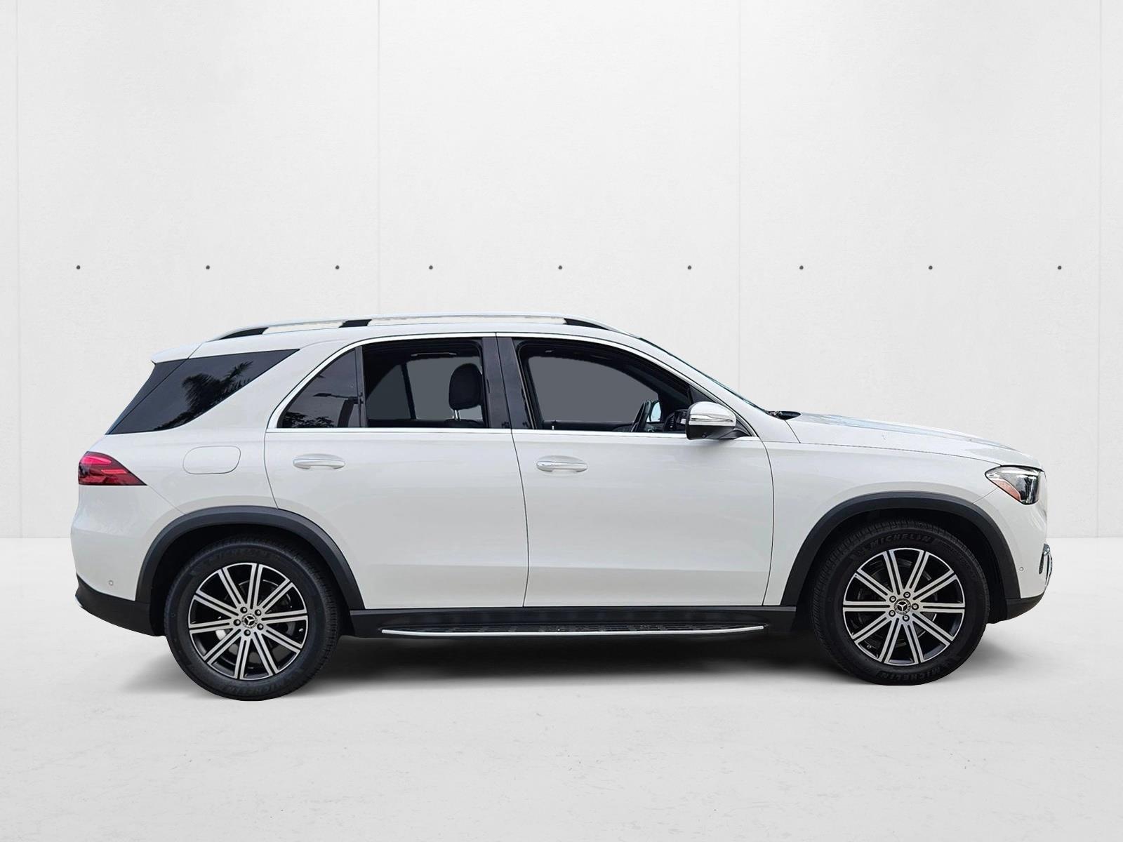 2024 Mercedes Benz GLE 4MATIC photo 4