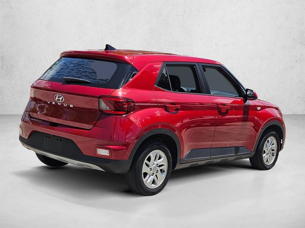 Used 2021 Hyundai Venue SE SUV