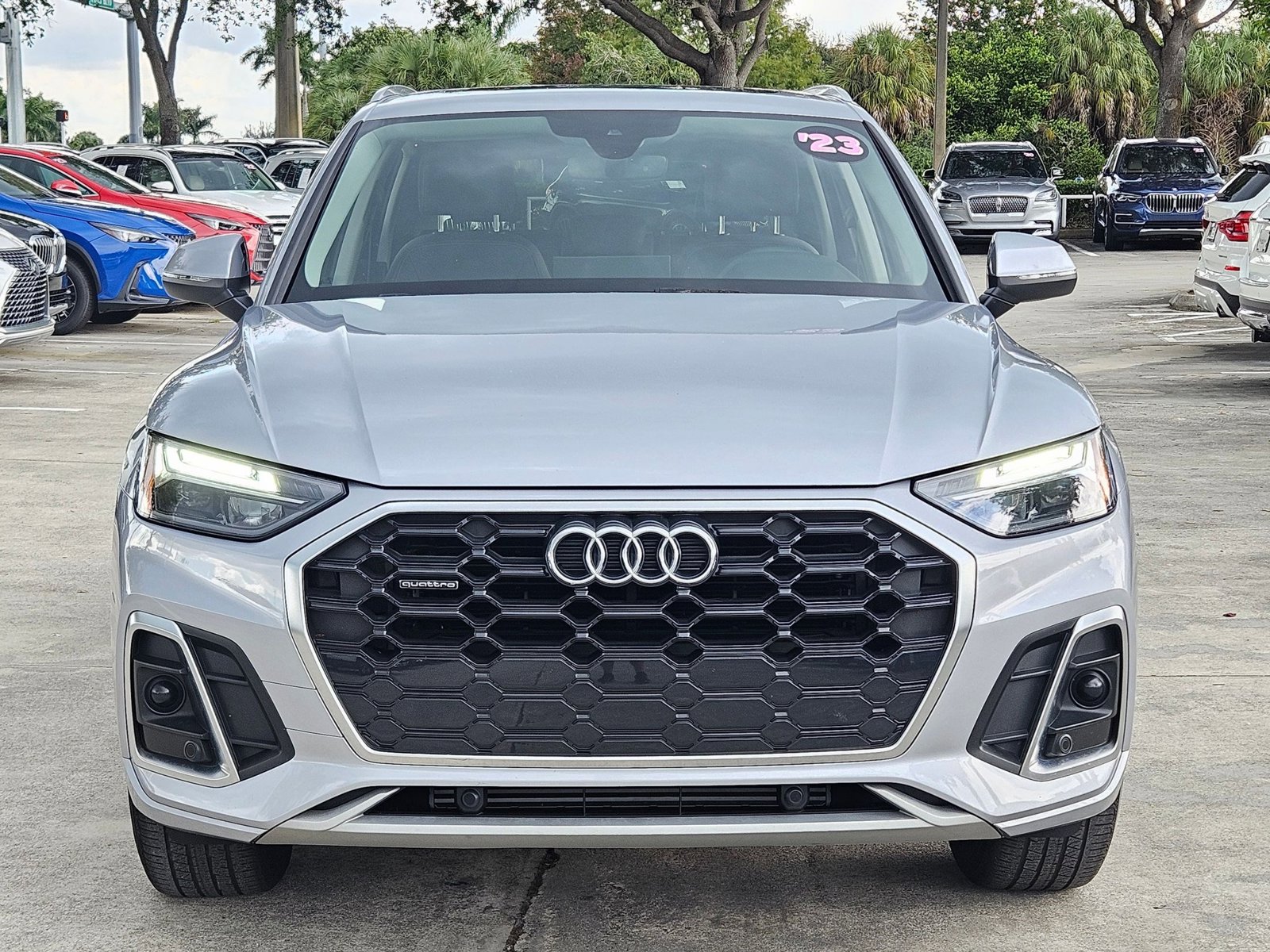 2023 Audi Q5 45 S line Premium photo 2