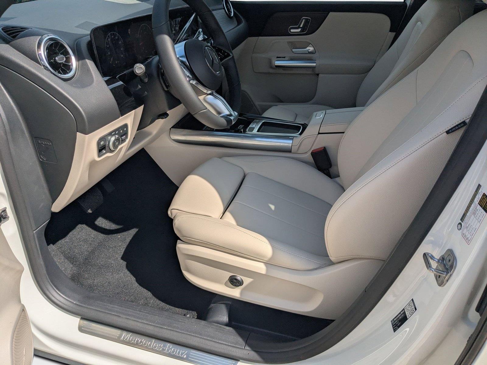 2026 Mercedes Benz GLA 250 photo 2