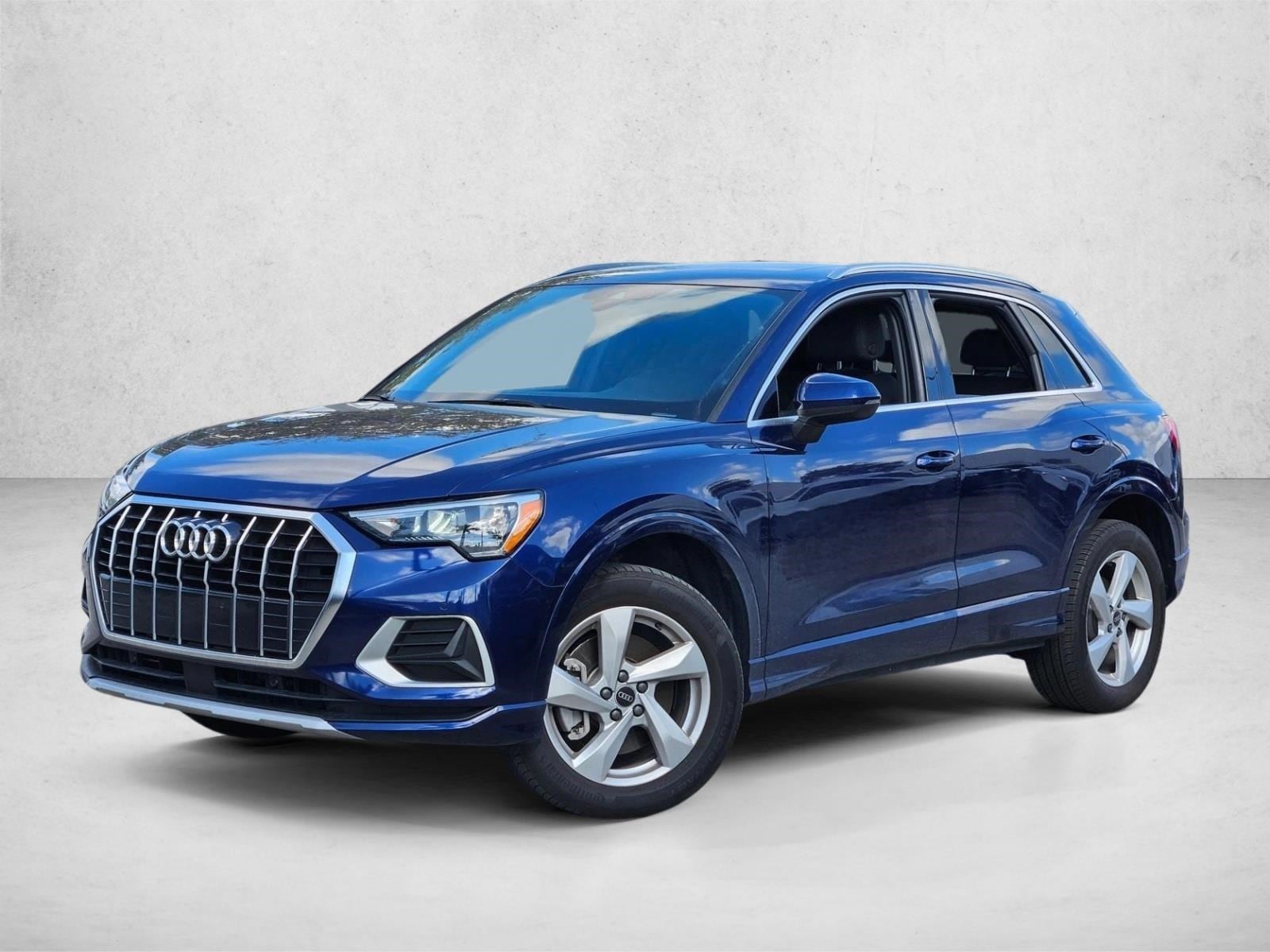2021 Audi Q3 Premium's photo