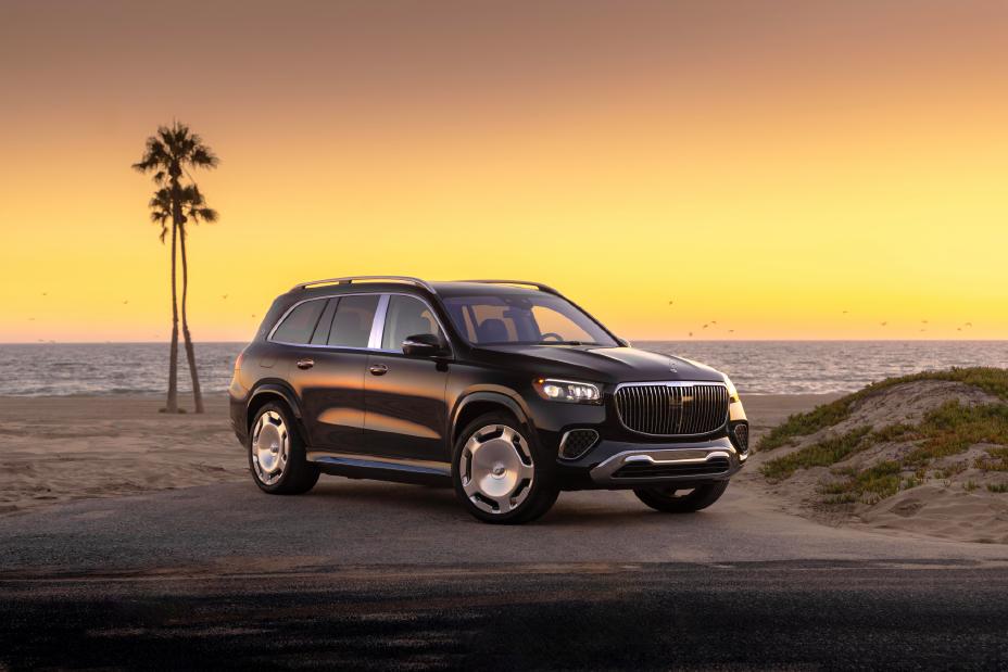 Maybach%20GLS%20600%20f34.jpeg