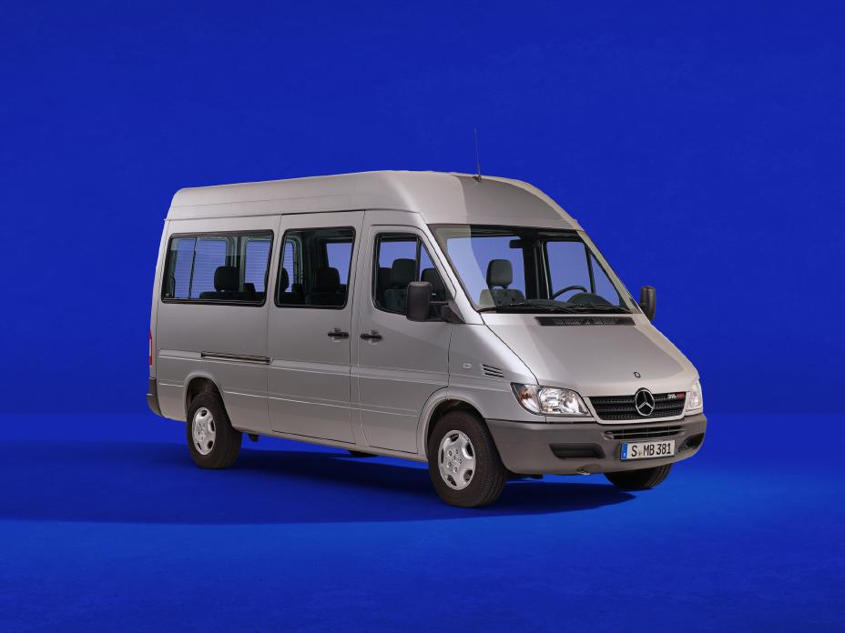 1995%20Sprinter%20Pass.%20Van.jpg