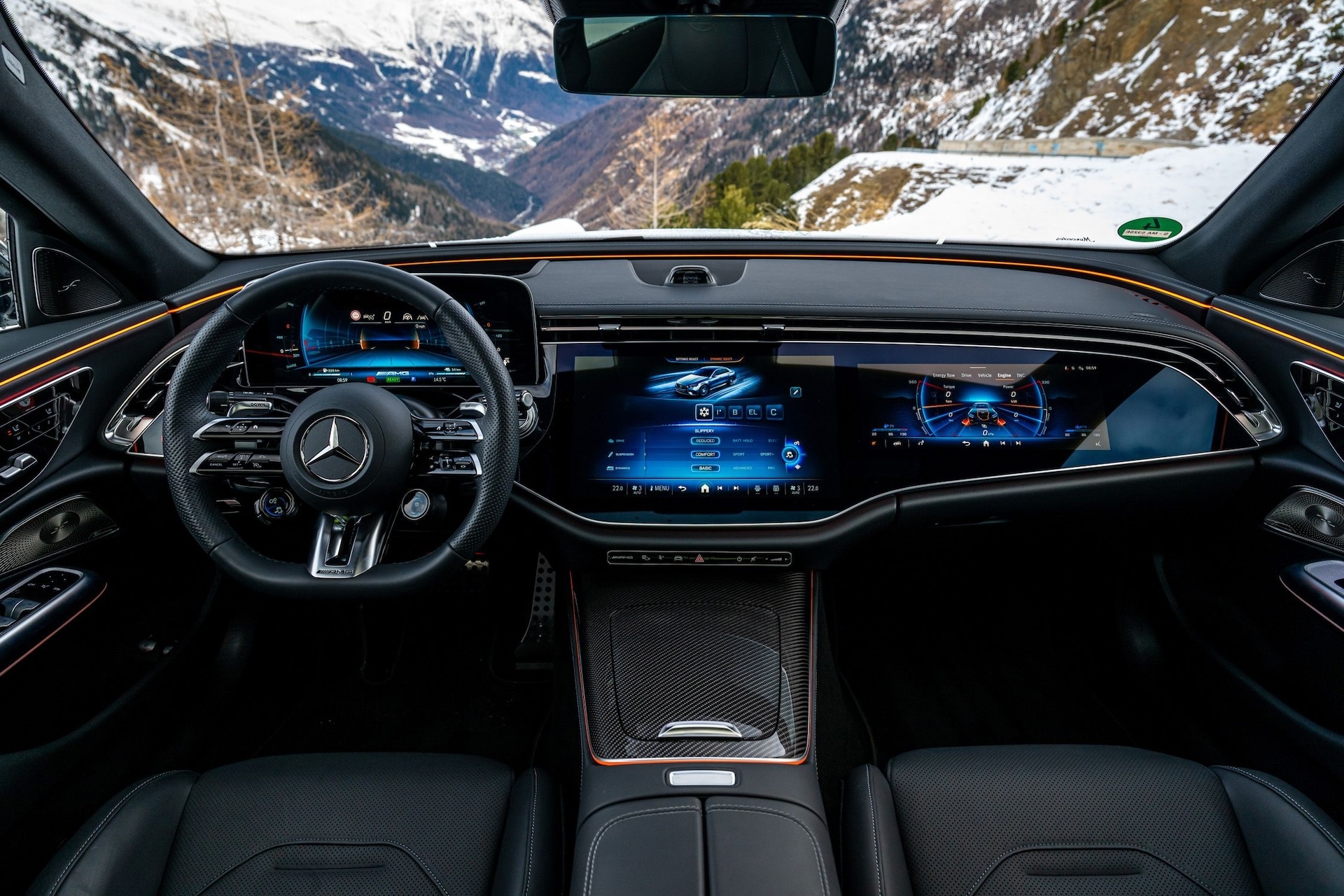 2025-mercedes-amg-e53-plug-in-hybrid-interior.jpg