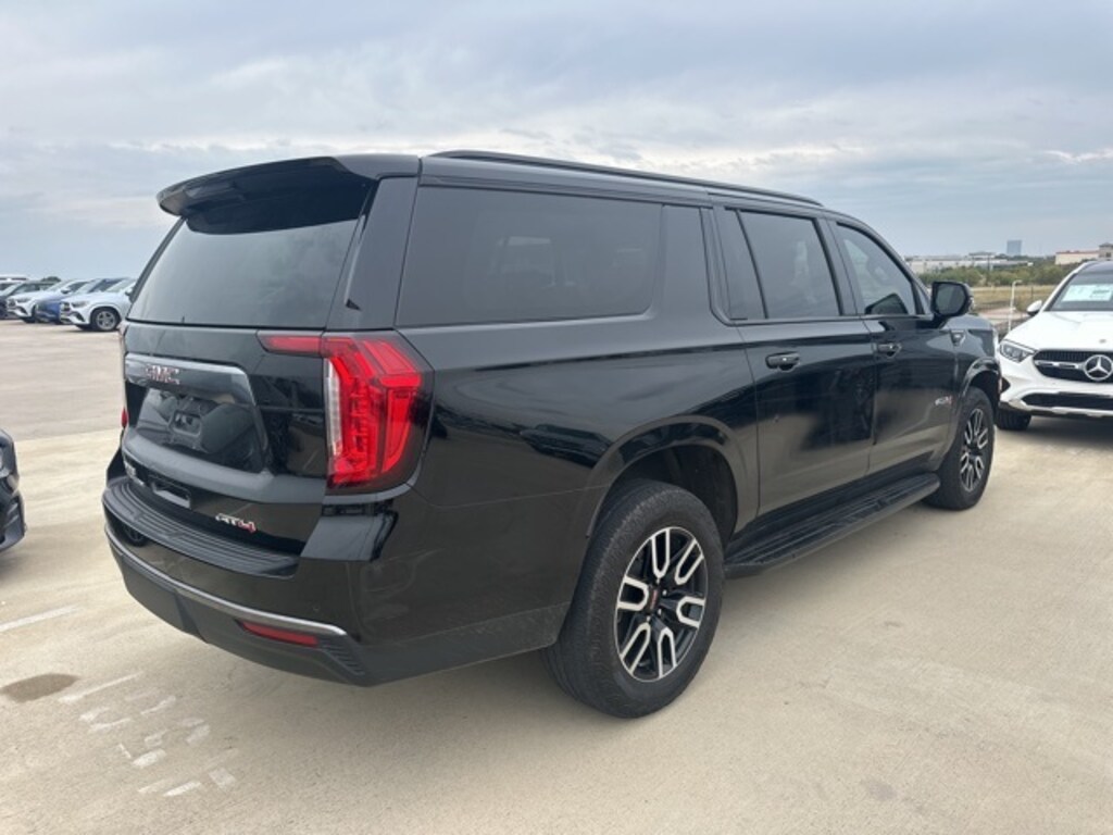 Used 2023 GMC Yukon XL AT4 SUV