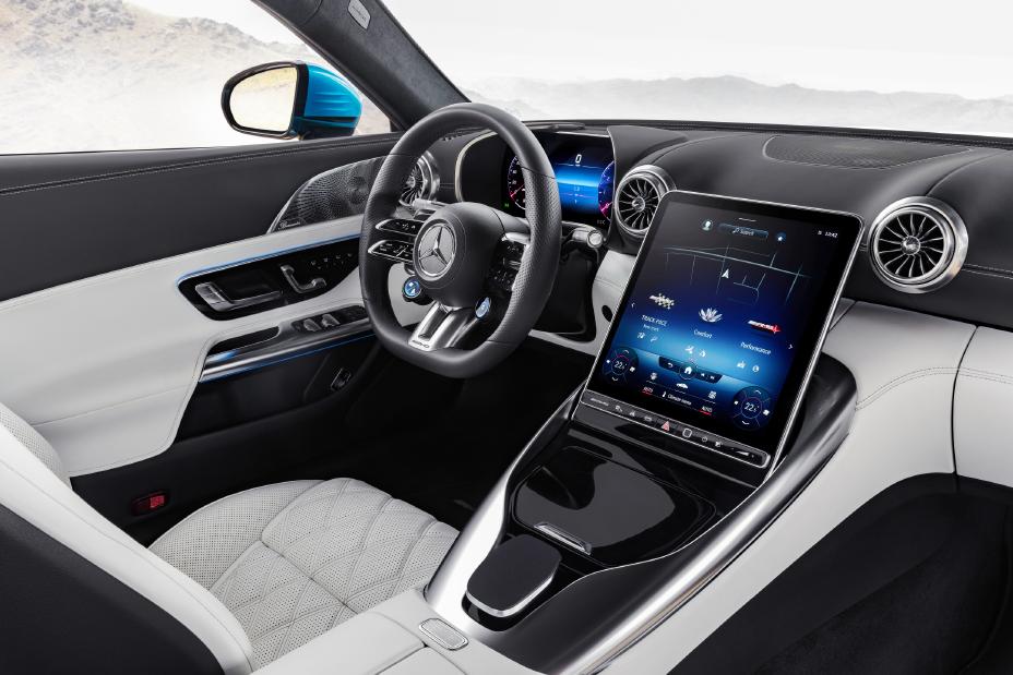New AMG® SL 43 Interior cockpit in white with quilted leather and more luxurious materials. Interactive touchscreen controls convenience features and keeps you connected