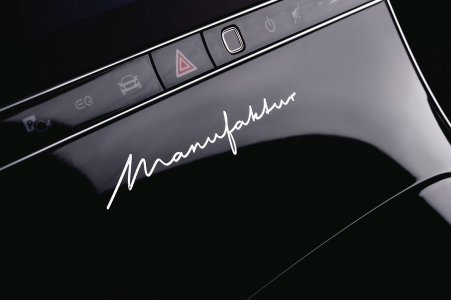 Mercedes-Benz MANUFAKTUR script on Interior trim