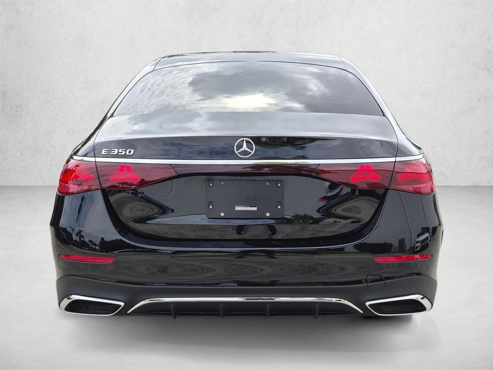 2026 Mercedes-Benz E-Class E350 - Photo 6