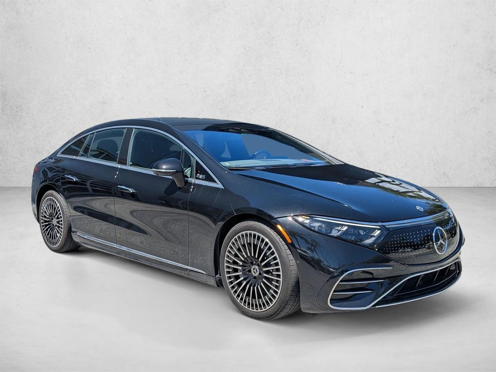 2022 Mercedes Benz EQS Sedan 450 photo 3