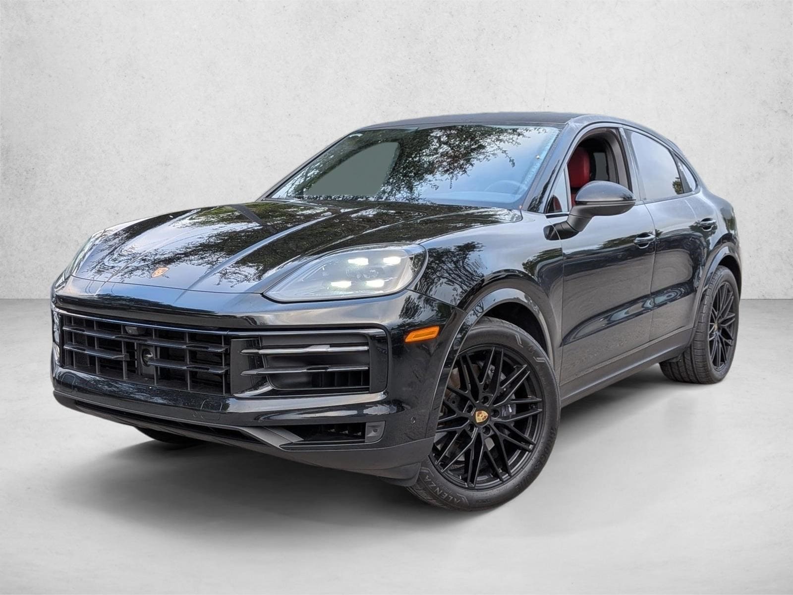 2024 Porsche Cayenne Coup Base's photo