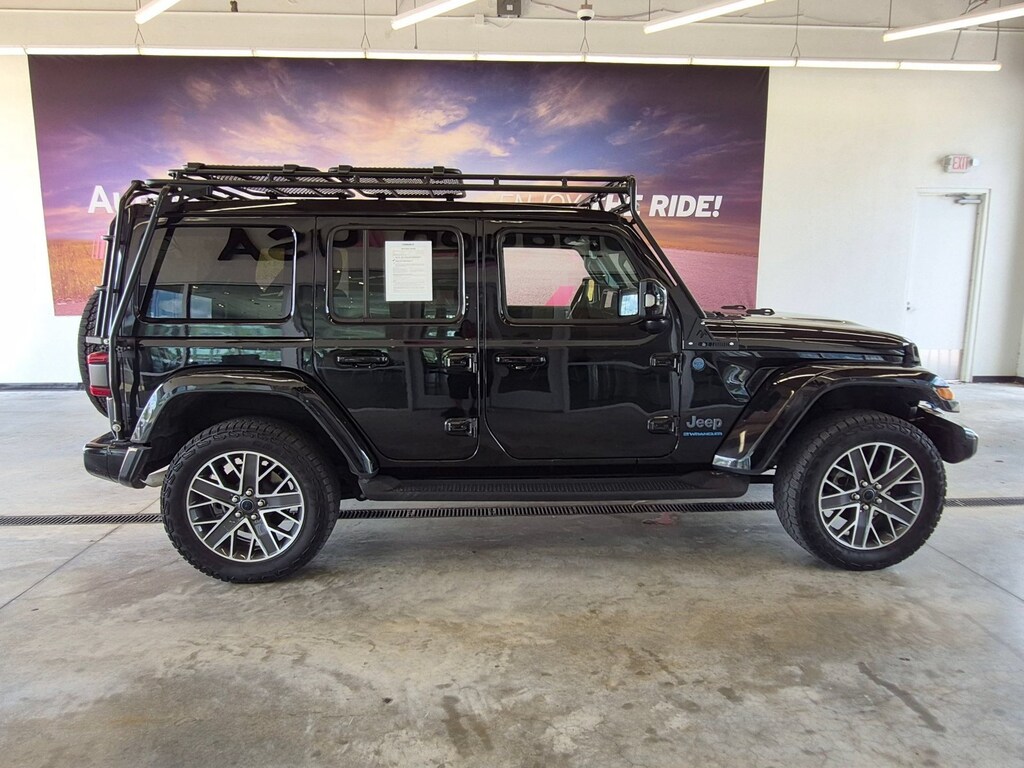 Used 2024 Jeep Wrangler 4xe High Altitude SUV