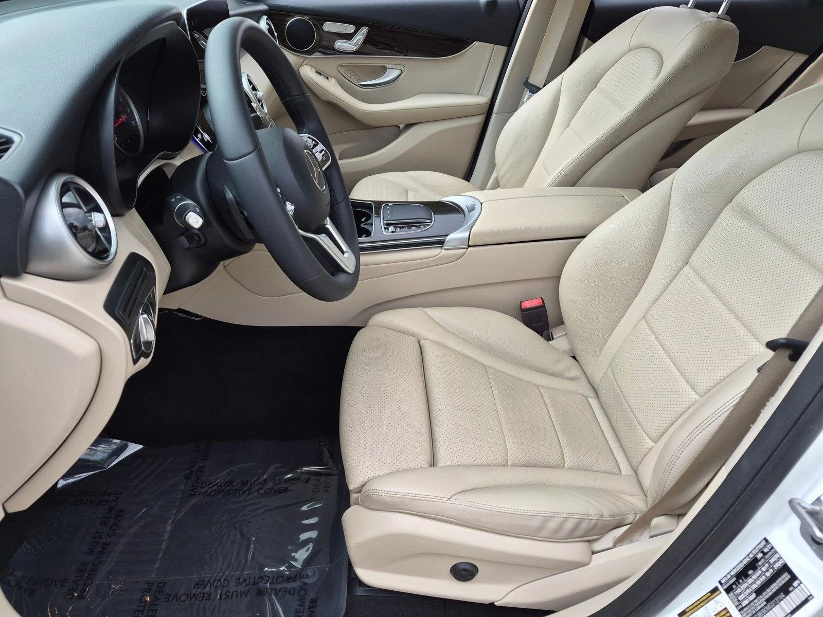 2021 Mercedes-Benz GLC Coupe GLC300 - Photo 16