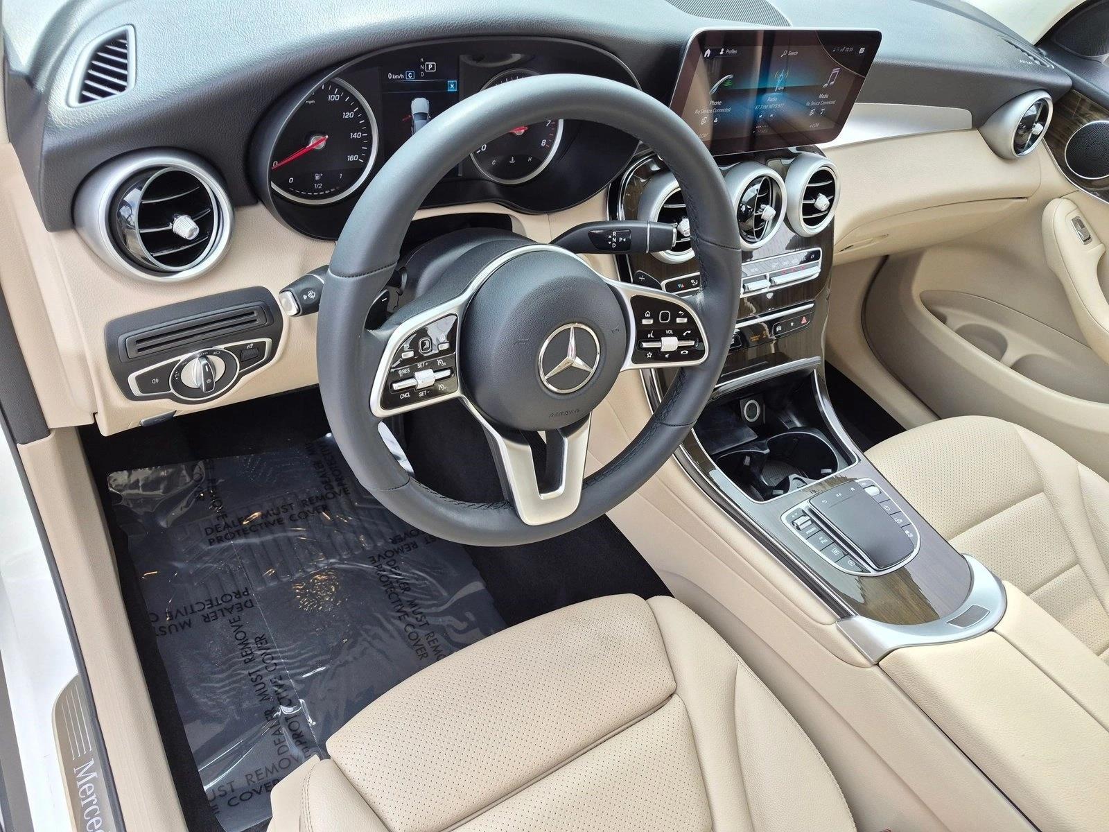 2021 Mercedes-Benz GLC Coupe GLC300 - Photo 10