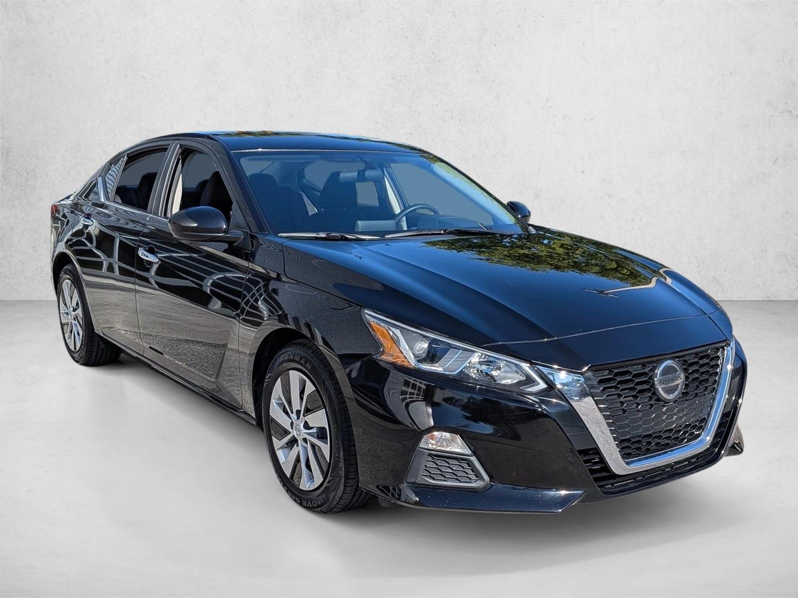 2020 Nissan Altima 2.5 S photo 3