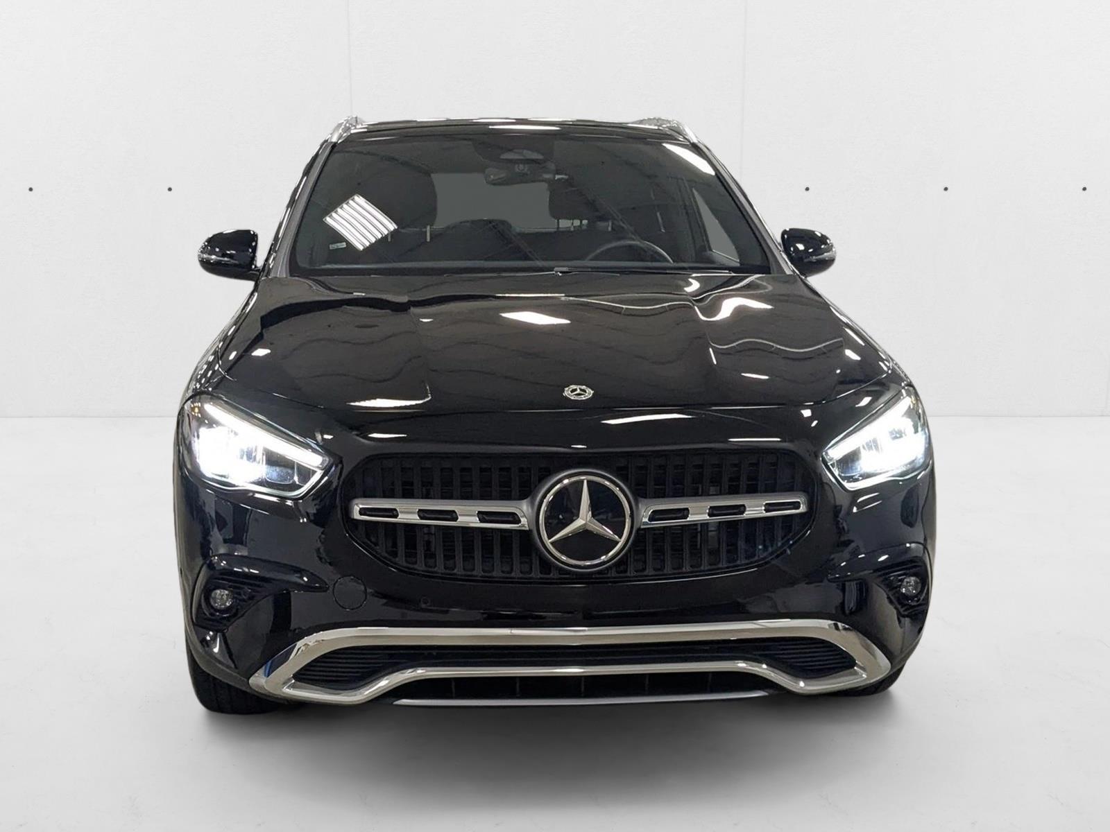 2025 Mercedes Benz GLA 250 photo 2