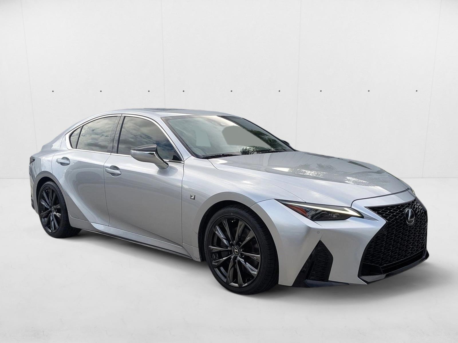2022 Lexus IS 350 F SPORT photo 3