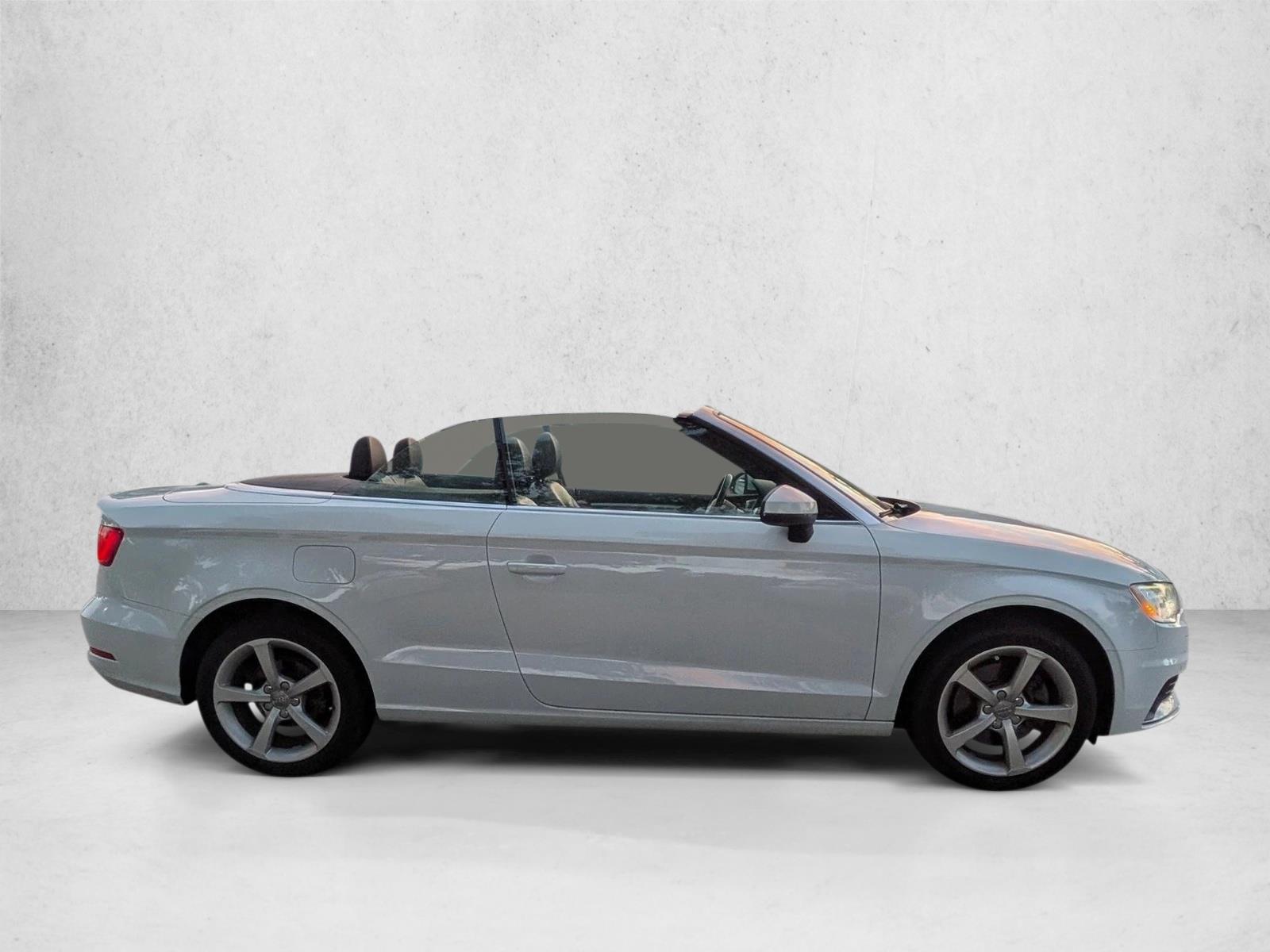 2016 Audi A3 1.8T Premium photo 4