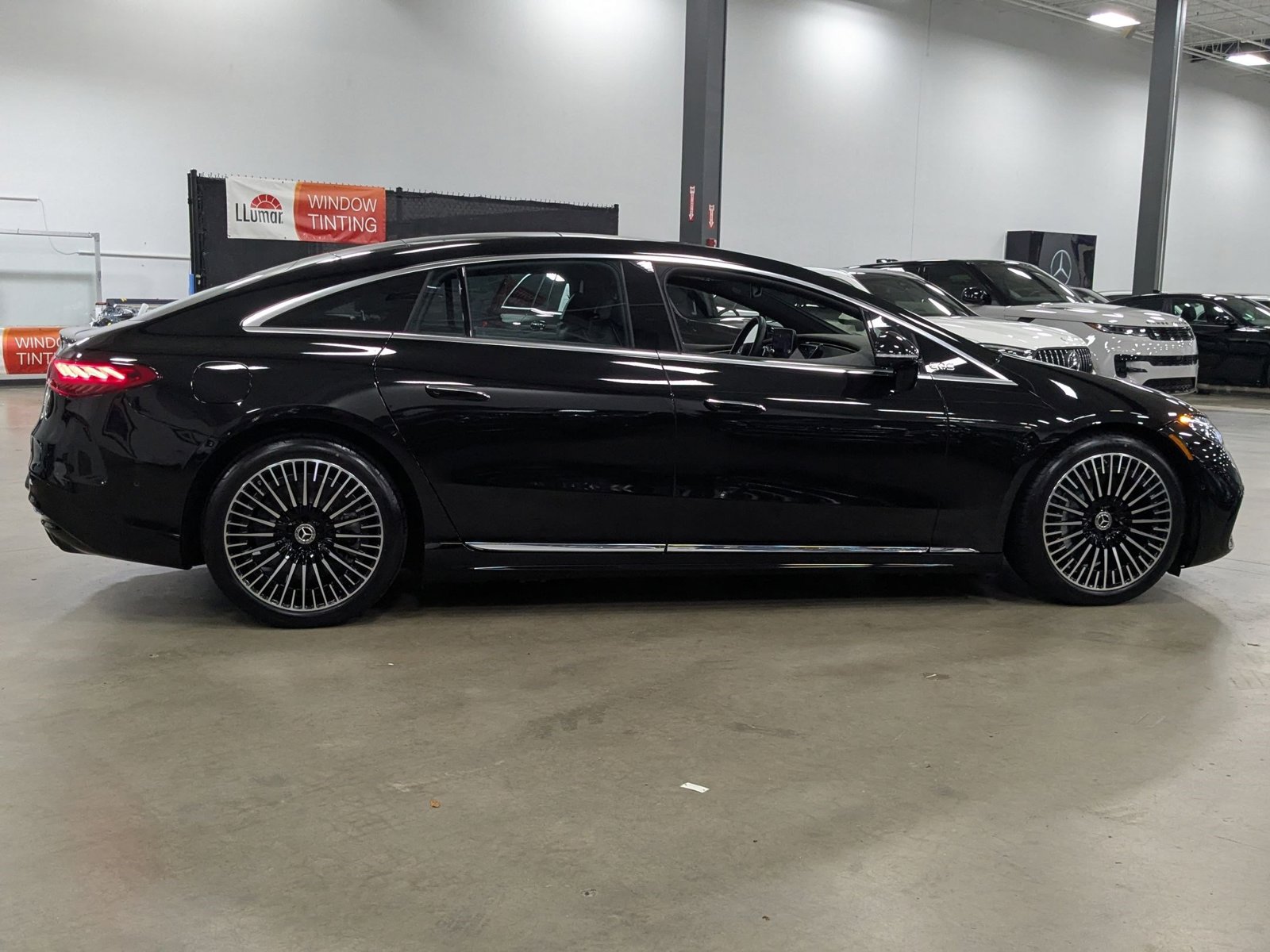 2022 Mercedes Benz EQS Sedan 450 photo 4