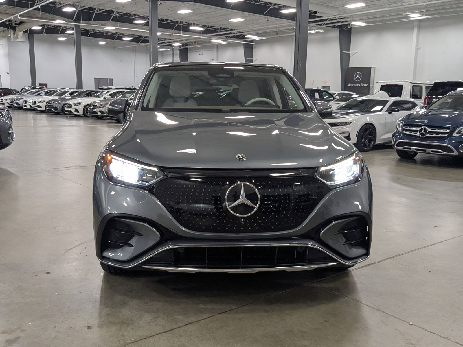 2023 Mercedes Benz EQE SUV 350 4MATIC photo 2