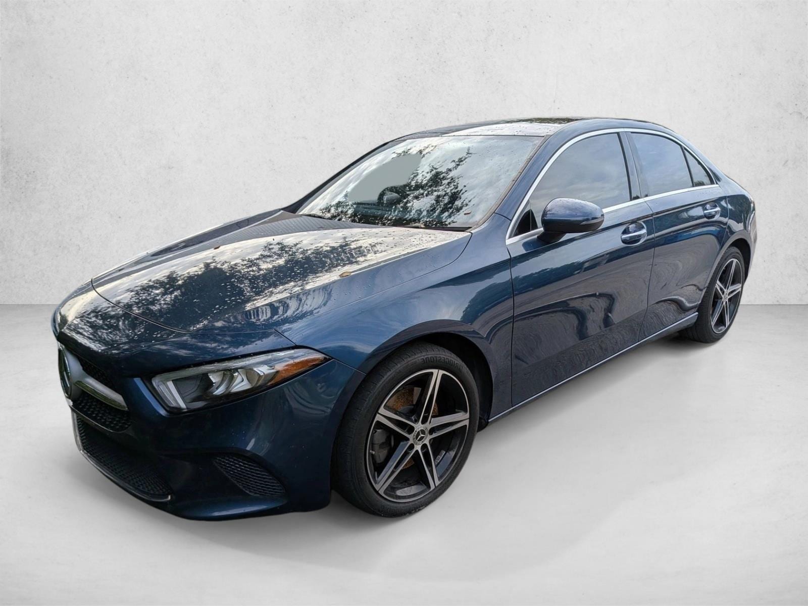 2019 Mercedes-Benz A-Class A220's photo
