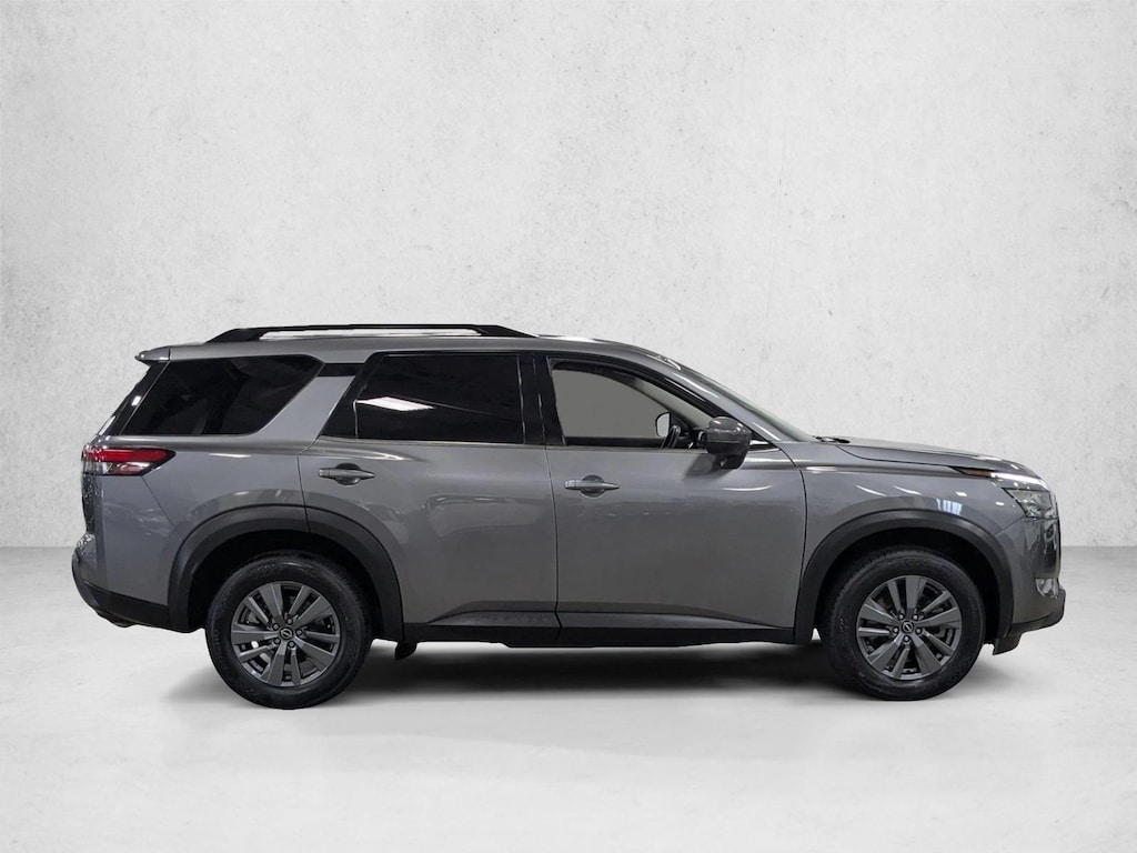 Used 2023 Nissan Pathfinder SV SUV