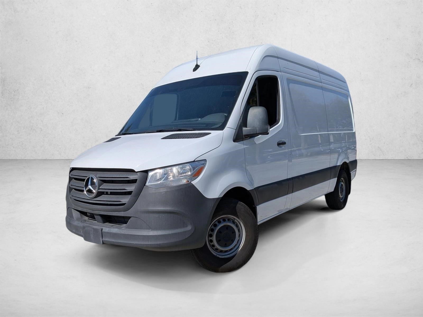2024 Mercedes-Benz Sprinter Cargo Van Base's photo