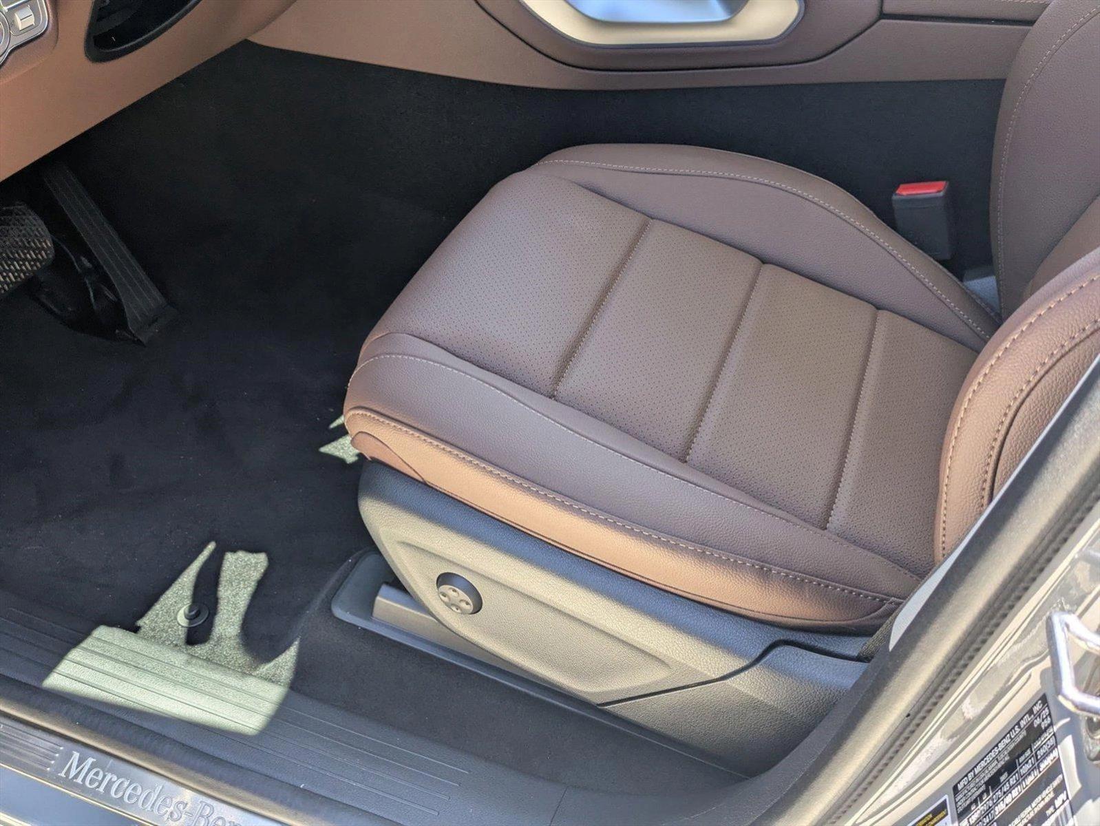 2025 Mercedes Benz GLE 350 4MATIC photo 3