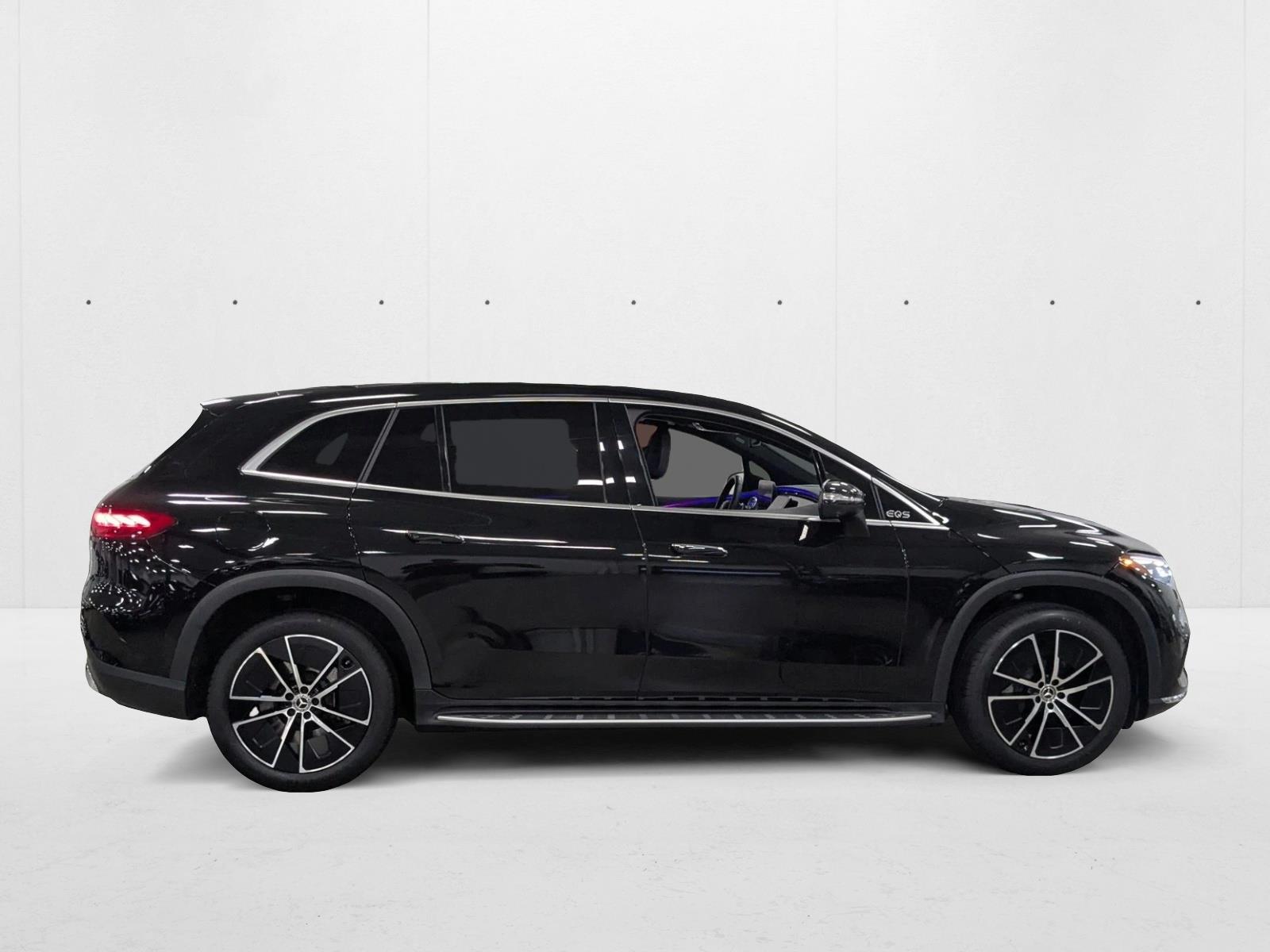 2023 Mercedes Benz EQS SUV 450 photo 4