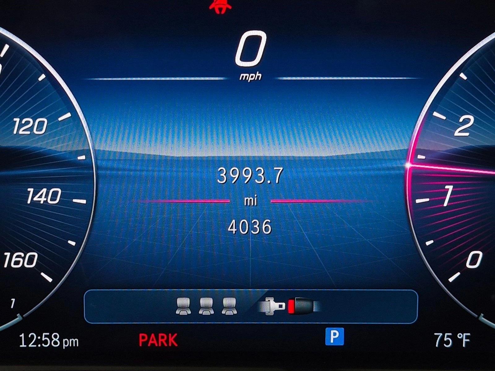 2026 Mercedes-Benz E-Class E350 - Photo 11