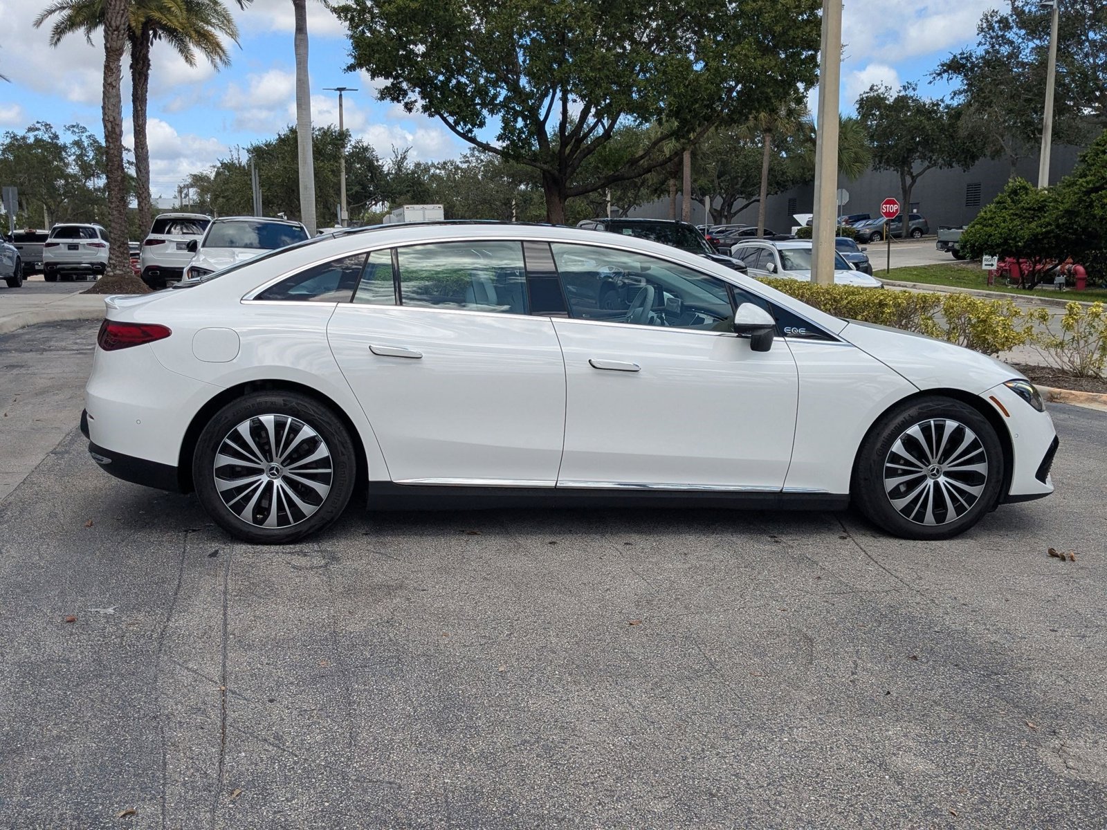 2023 Mercedes Benz EQE Sedan 350 photo 4