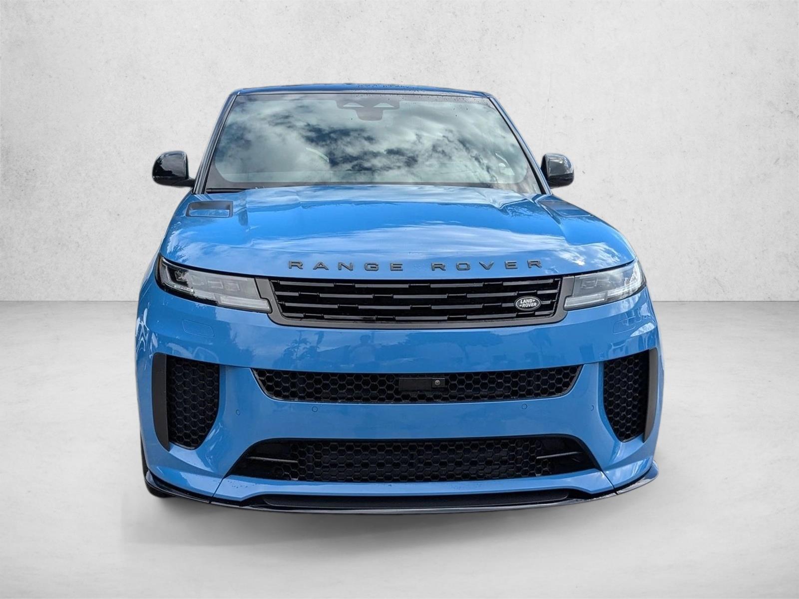 2024 Land Rover Range Rover Sport photo 2
