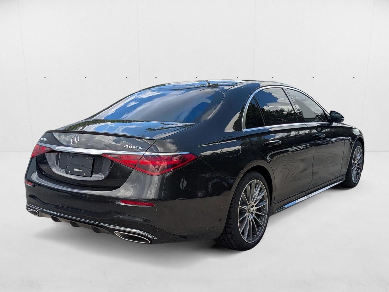 2026 Mercedes Benz S 580e 4MATIC photo 2