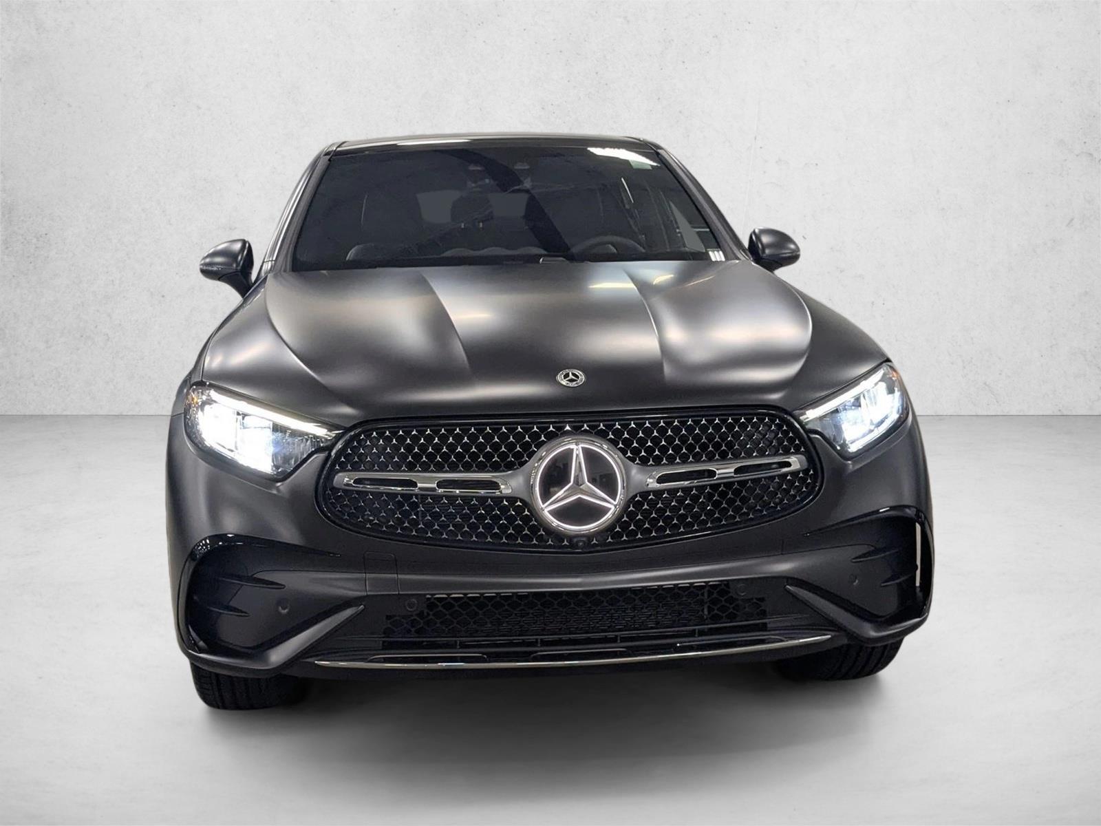 2026 Mercedes Benz GLC 300 4MATIC photo 2