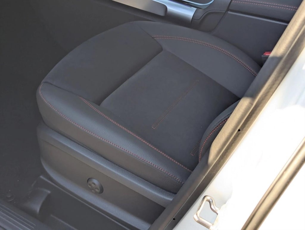 New 2025 Mercedes-Benz AMG GLB 35 AMG ® GLB 35 4MATIC ® SUV SUV