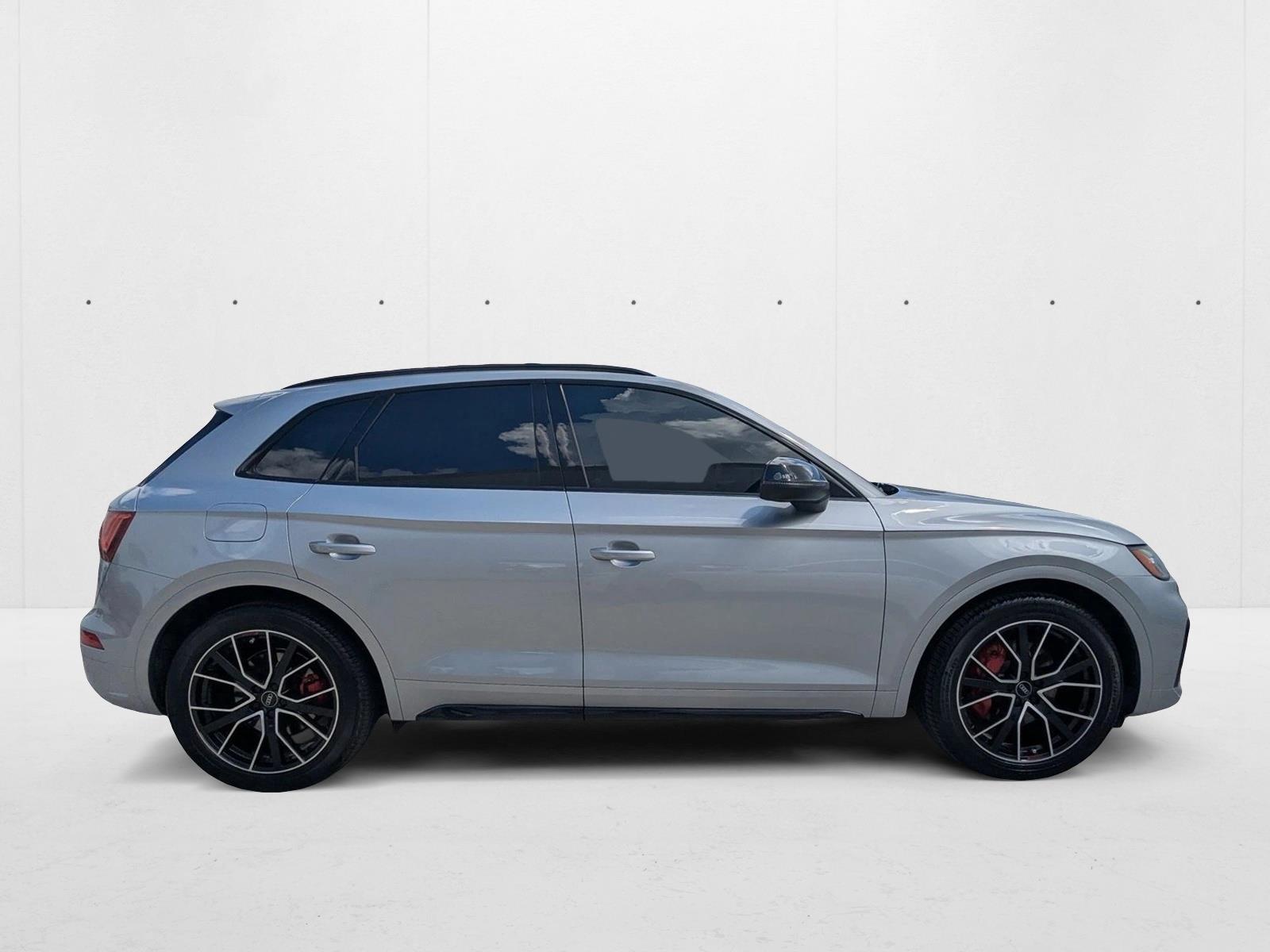 2021 Audi SQ5 Premium Plus photo 3