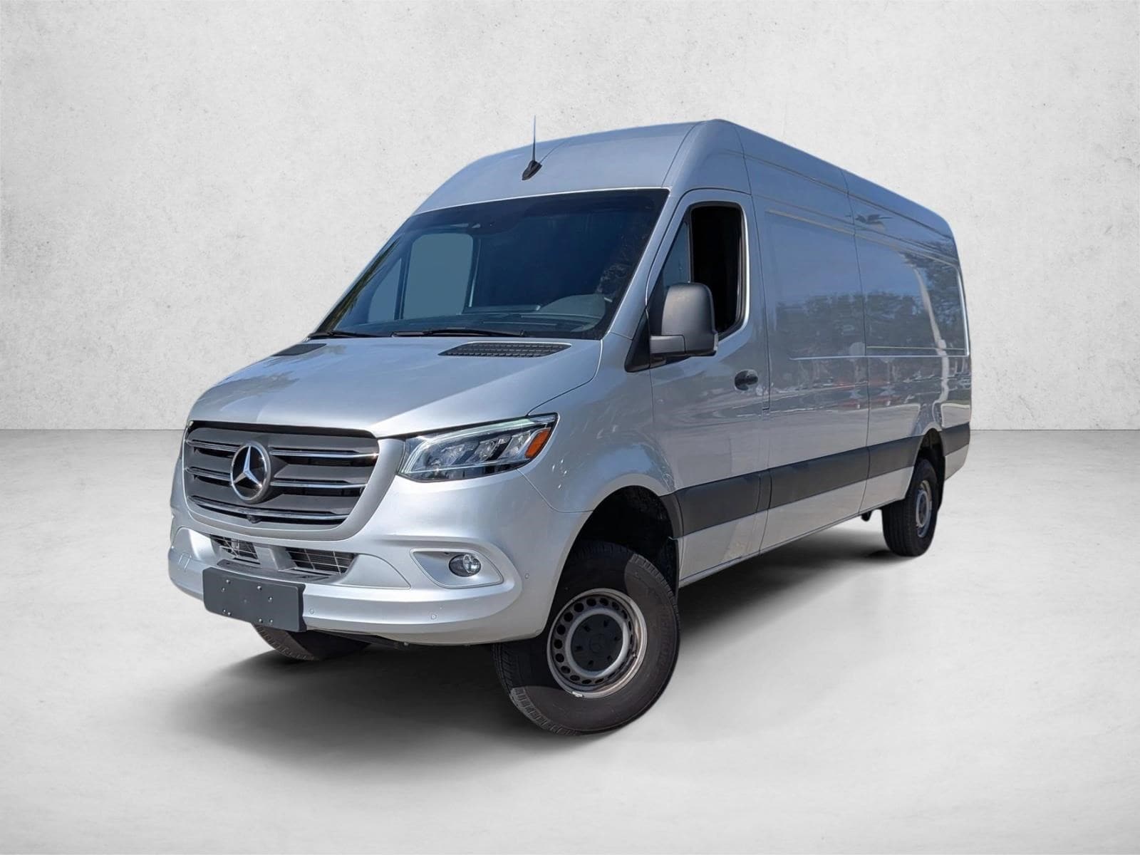 2024 Mercedes-Benz Sprinter Cargo Van Base's photo