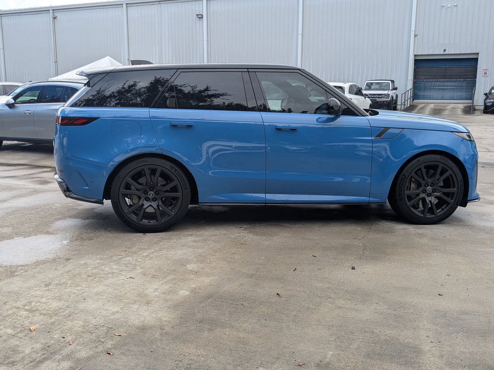 2024 Land Rover Range Rover Sport photo 4