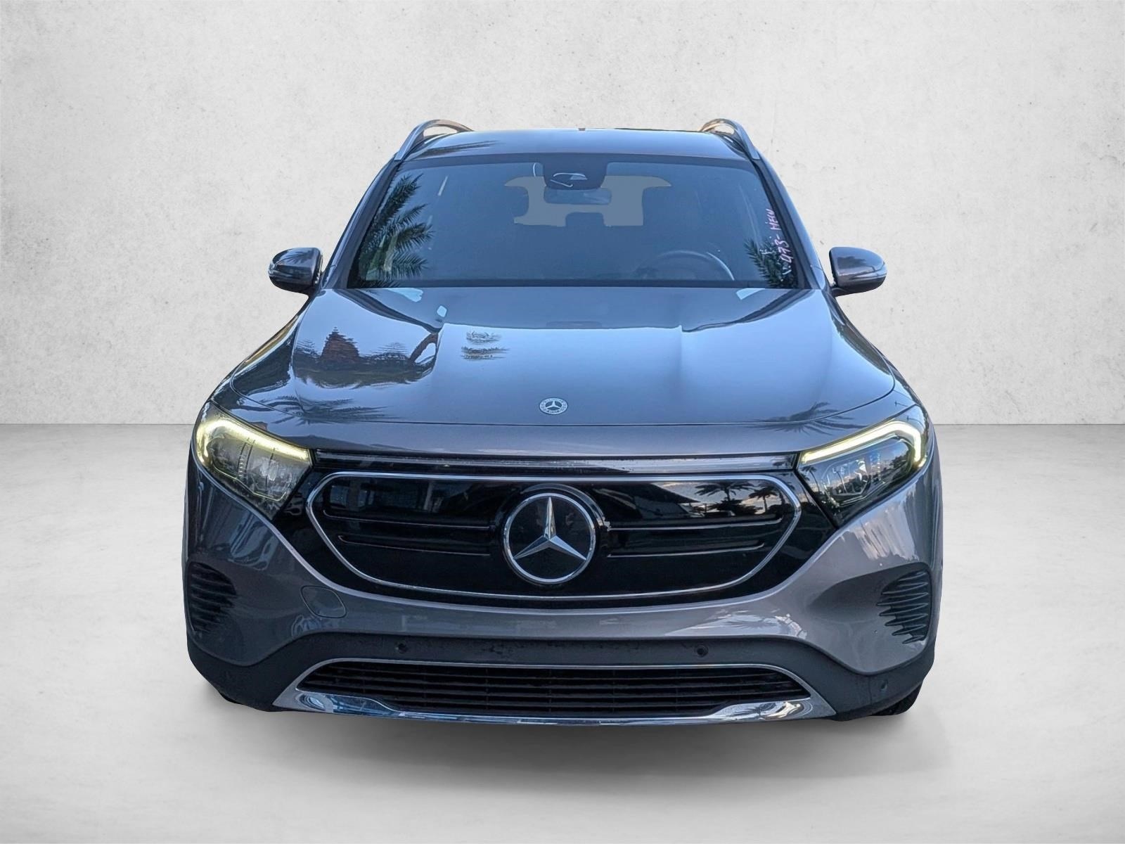 2023 Mercedes-Benz EQB Base's photo
