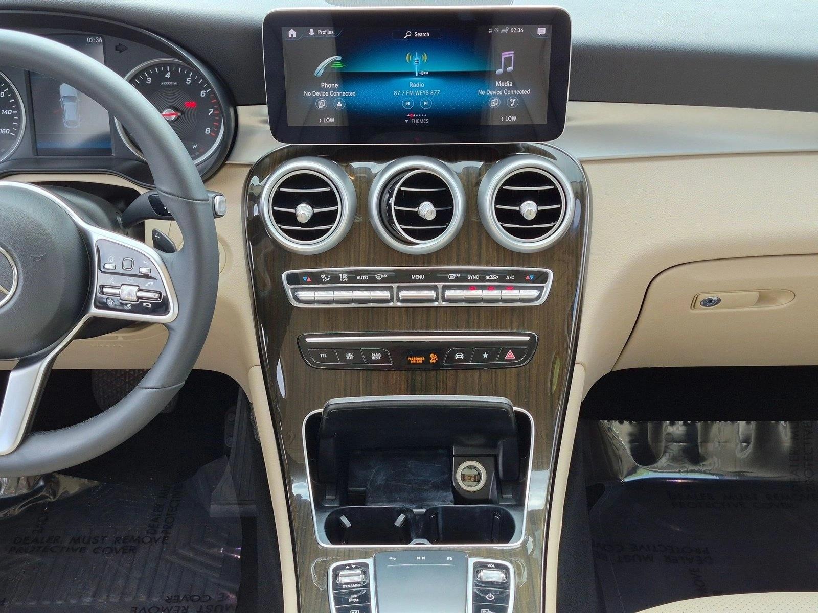 2021 Mercedes-Benz GLC Coupe GLC300 - Photo 14
