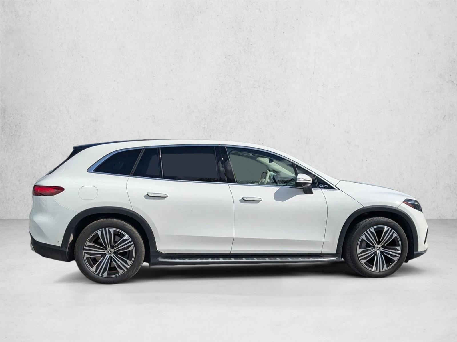 2023 Mercedes Benz EQS SUV 450 photo 4
