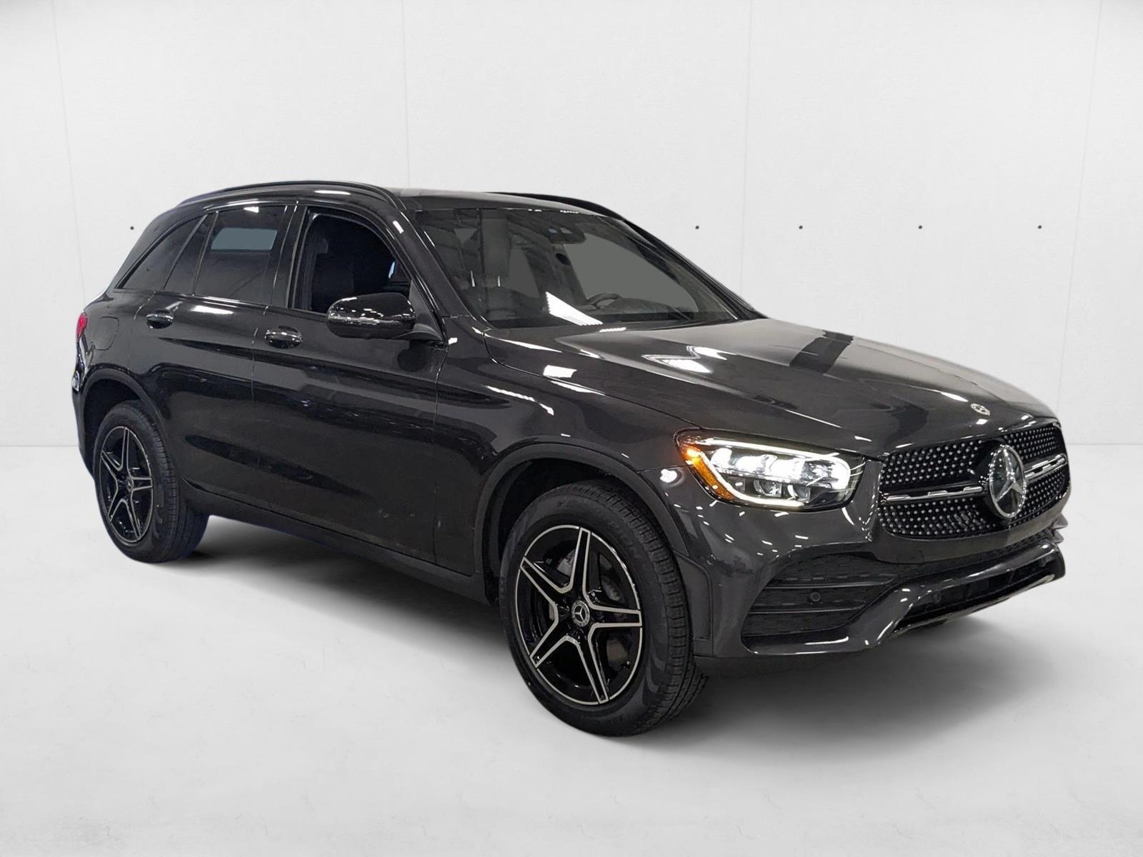 2022 Mercedes Benz GLC 300 photo 2