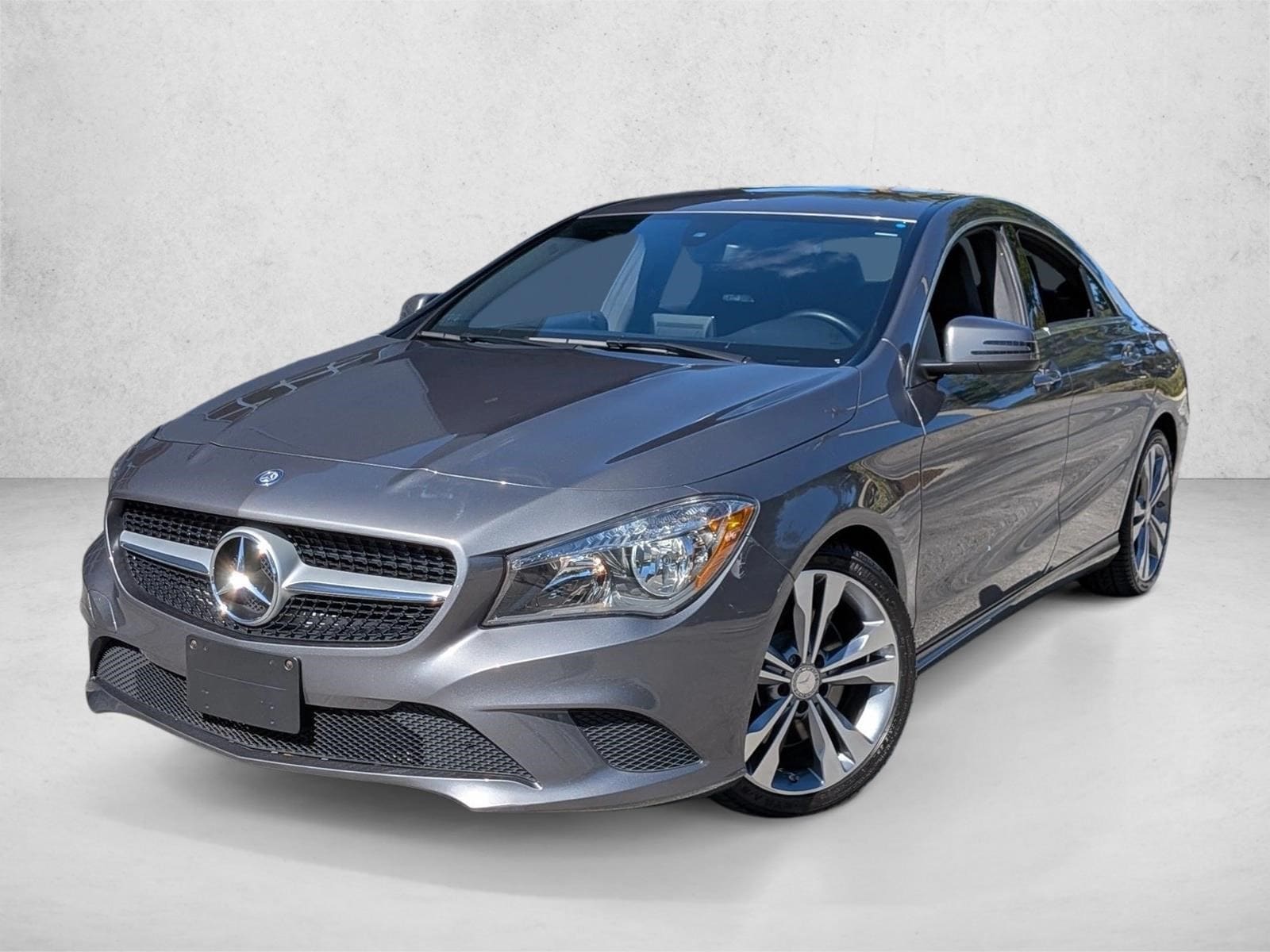 2016 Mercedes-Benz CLA-Class CLA250's photo