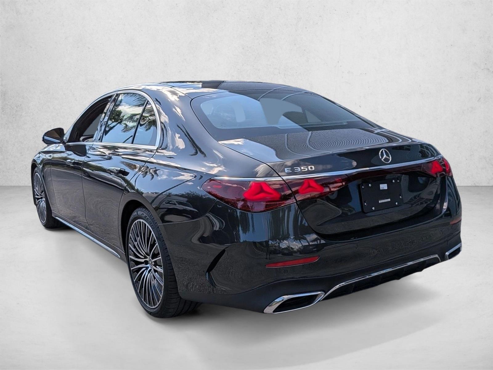 2025 Mercedes Benz E 350 Sedan photo 4