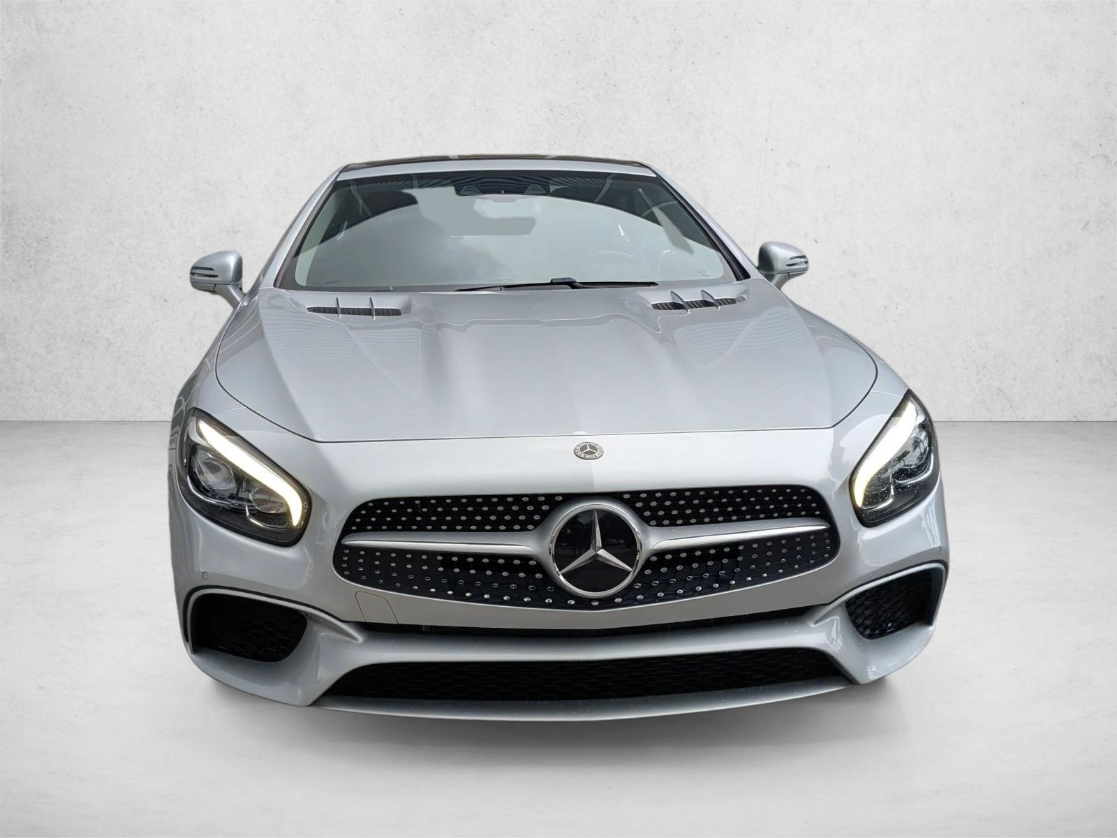 2020 Mercedes Benz SL 550 photo 2