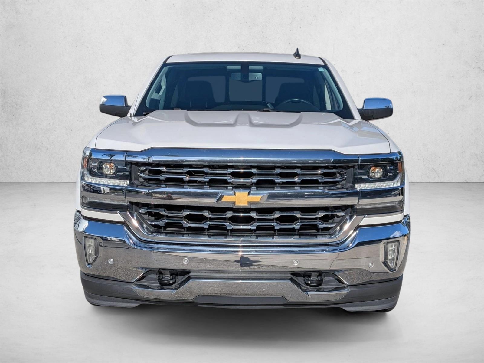 2018 Chevrolet Silverado 1500 LTZ photo 2